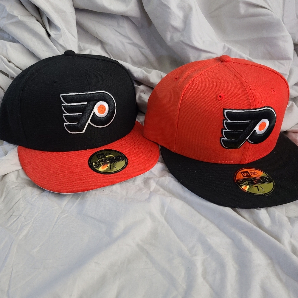 New era Pennsylvania flyers hat pair. 7 1/2